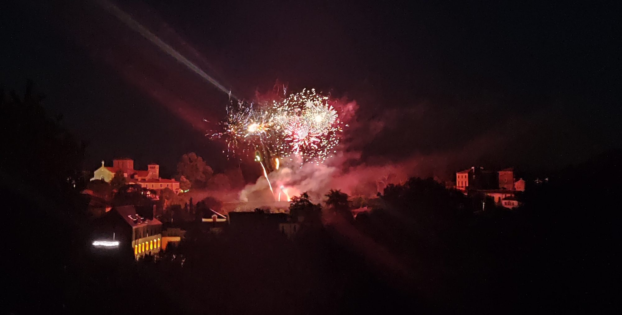 Feux d'artifice dans le Vignoble Nantais : Clisson