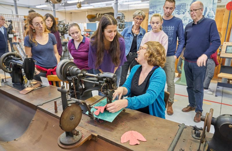 Visite de groupe au Musée des Métiers de la Chaussure