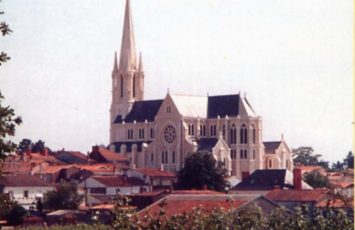 2017-EGLISE La Chapelle Basse Mer-levignoblenantes-tourisme