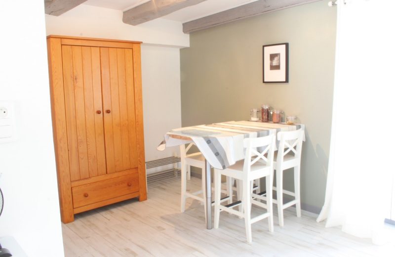 63025 – coin repas