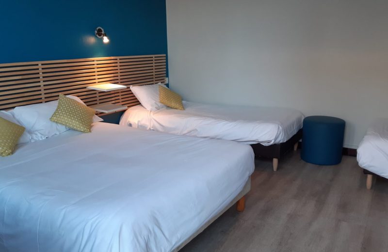 hotel-clair-de-lie-Chambre familiale-vallet-44