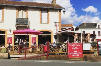 LE CENTR’HALLES CAFE