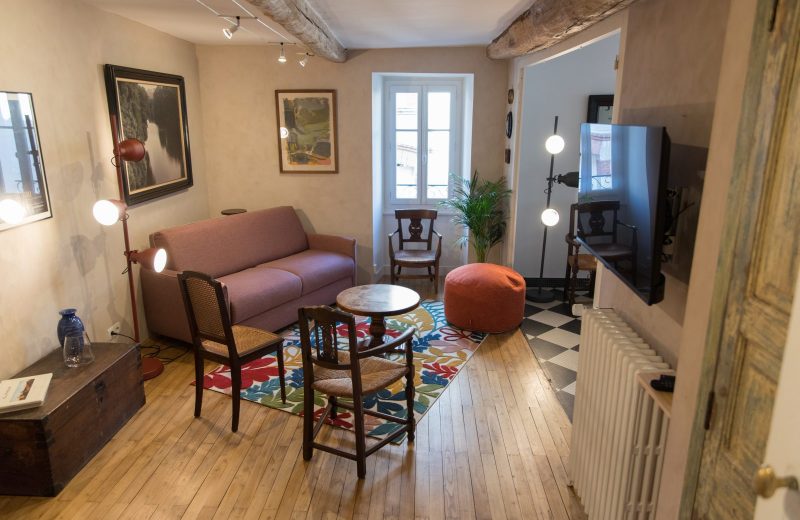 MAISON LUNEAU PAPIN CHATEAU BY PAULINE THEON  (33)