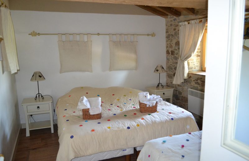 Gîte Le Pressoir, Ch. Perline – Lits double ou simples (3p)
