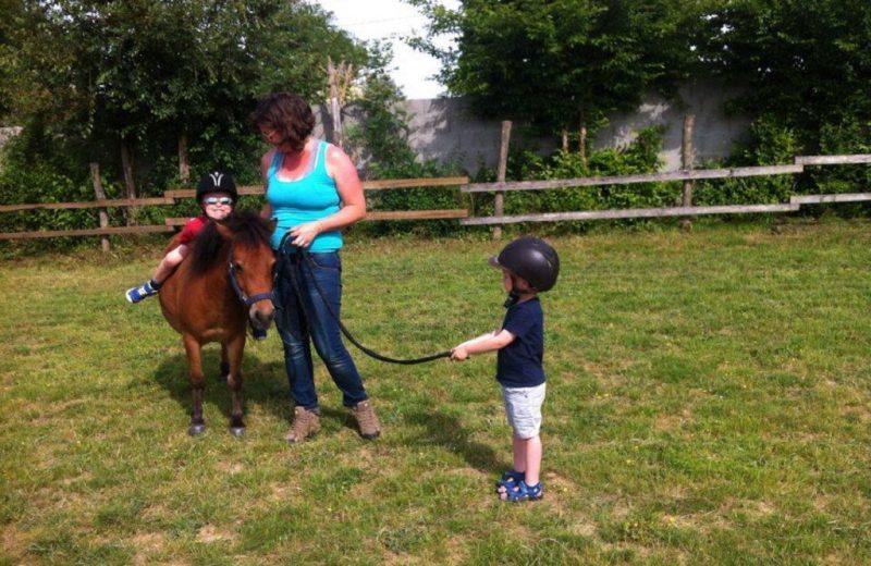 balade-poney-enfants-vignes-en-selle-sevremoine-nantes-cholet