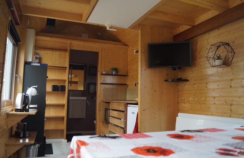 espace-cuisine-tiny-house-montrevault-sur-evre