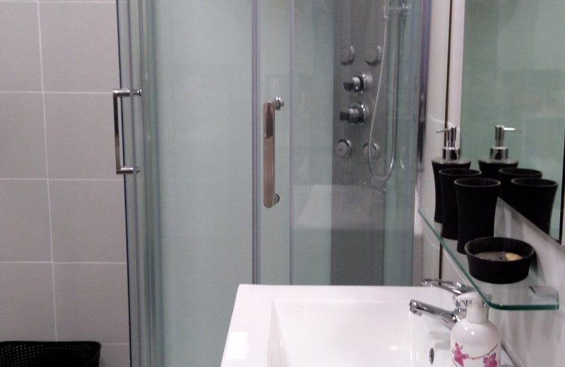 253646 – Douche hydromassage